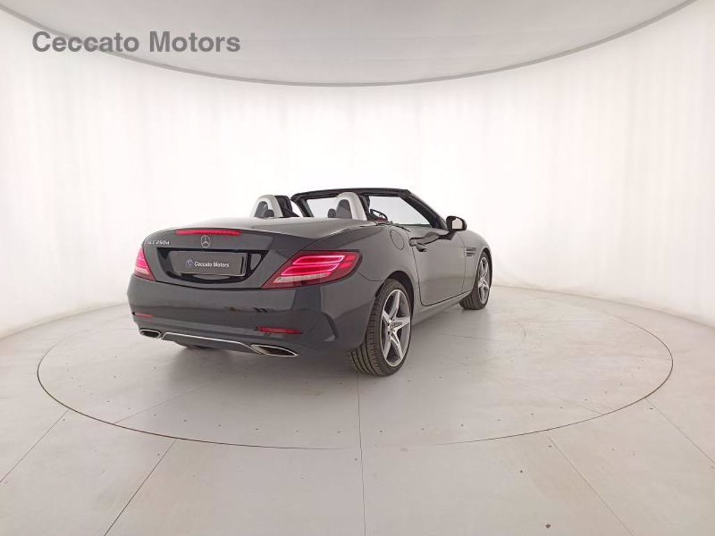 MERCEDES Slc 250 d amg line auto