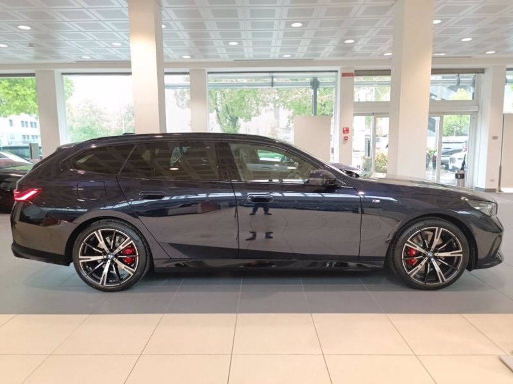 BMW 520d touring 48v xdrive m sport pro auto