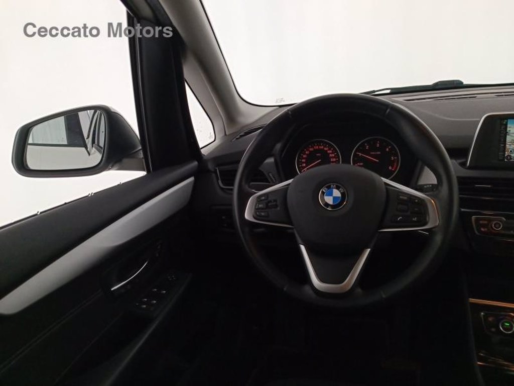 BMW 216d active tourer advantage