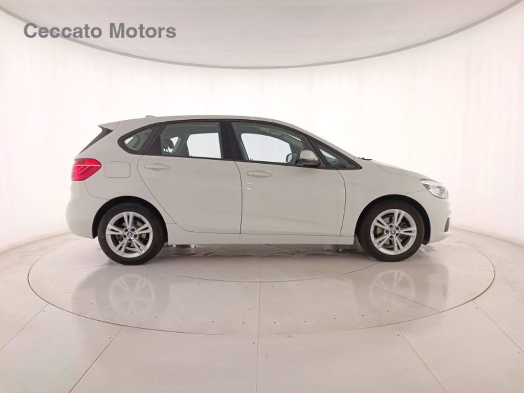 BMW 216d active tourer advantage