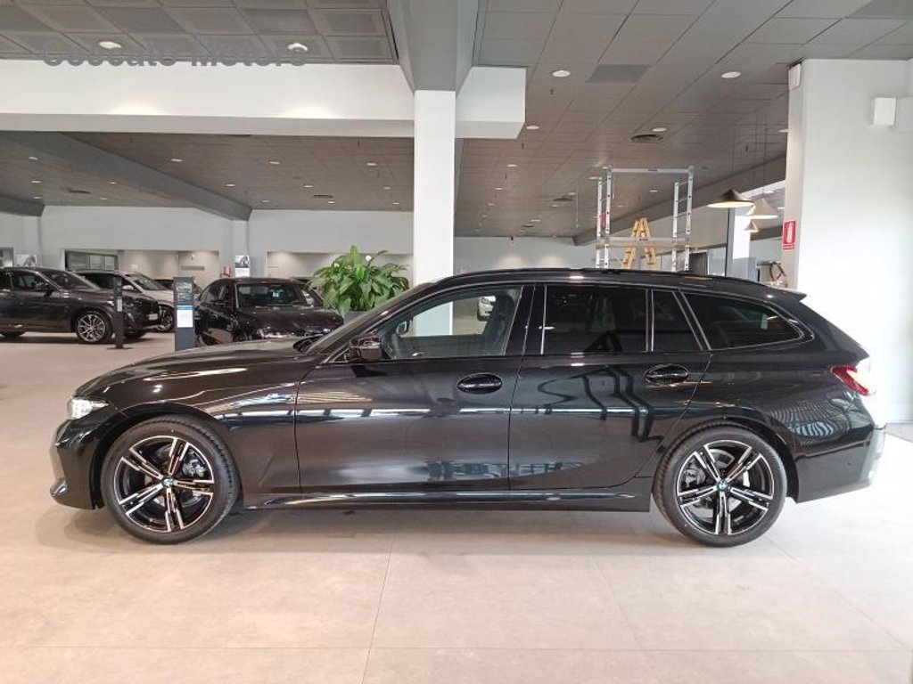 BMW 318i touring msport auto