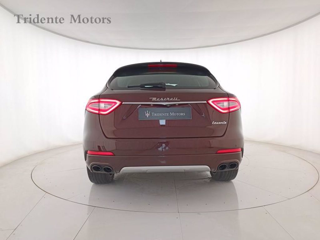 MASERATI Levante 3.0 v6 275cv auto