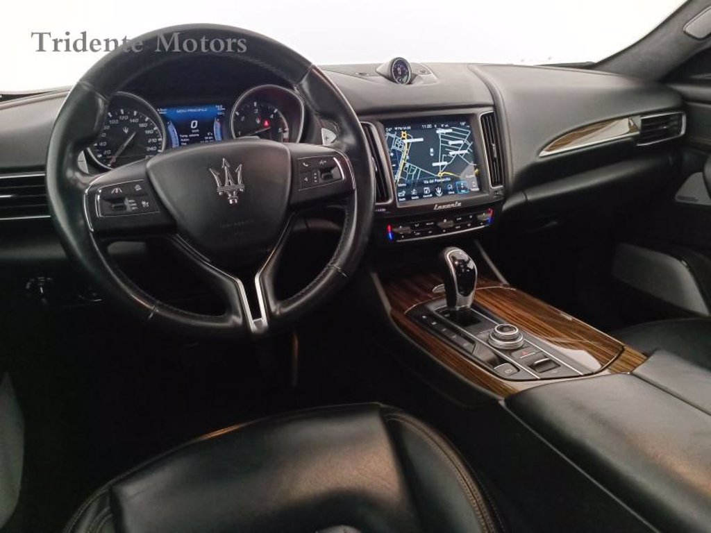 MASERATI Levante 3.0 v6 275cv auto