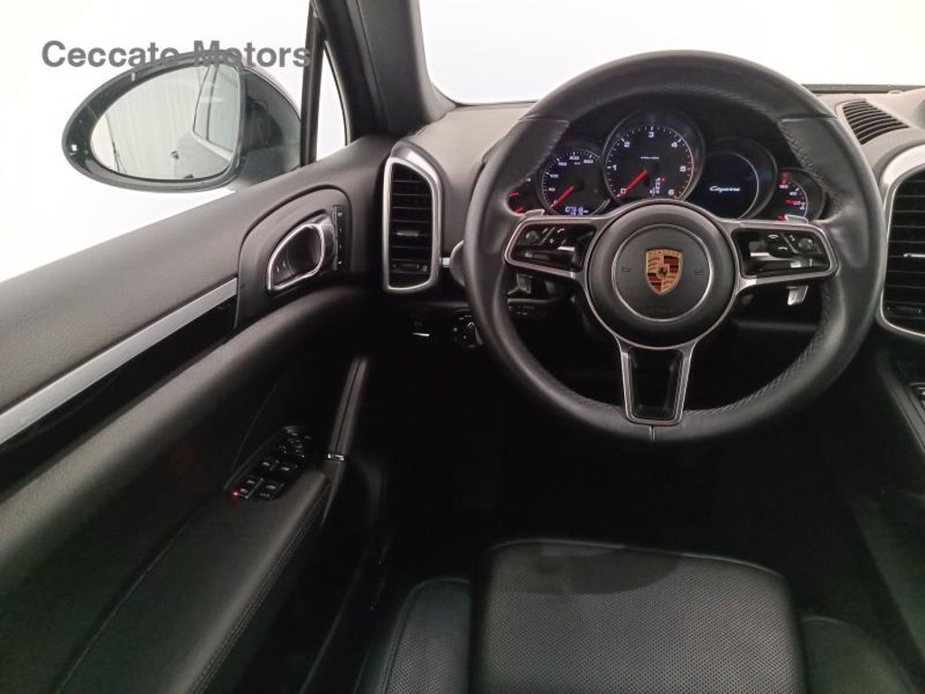 PORSCHE Cayenne 3.0 platinum edition tiptronic