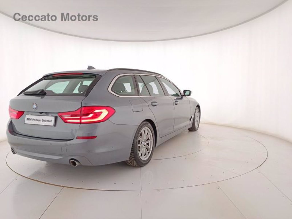 BMW 520d touring xdrive business auto