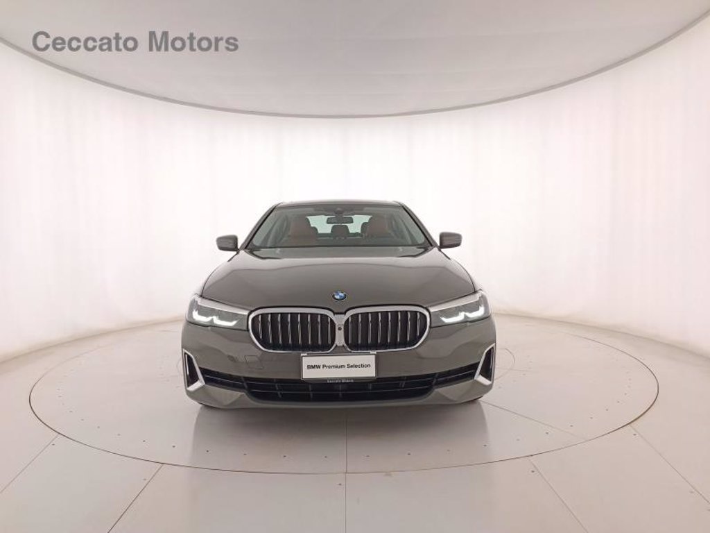 BMW 530d mhev 48v xdrive luxury auto