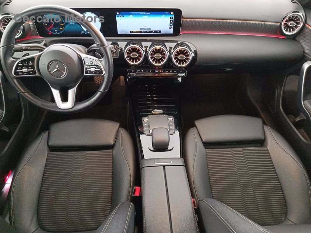 MERCEDES A 180 d sport auto