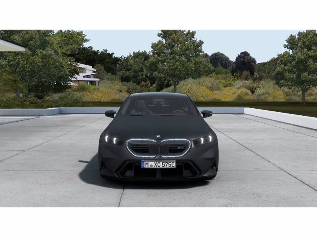 BMW M5 4.4 727cv auto